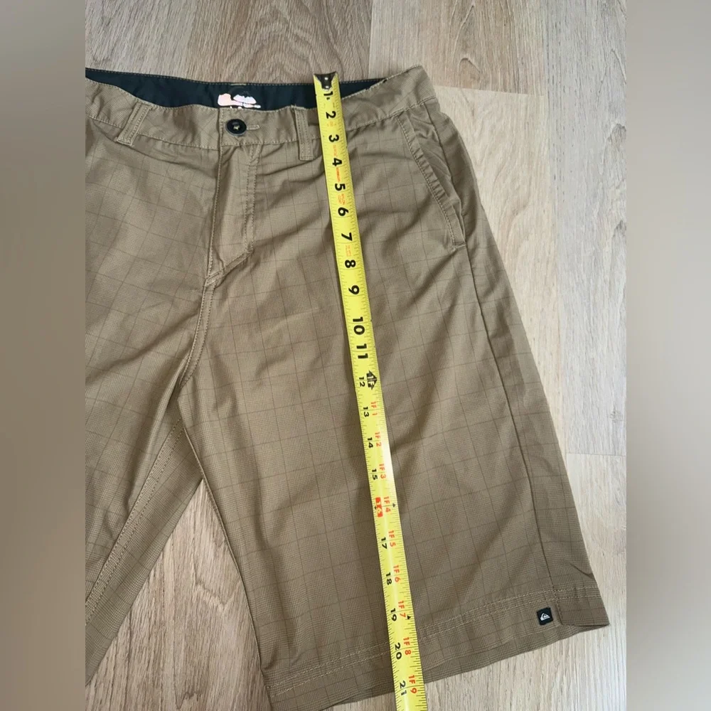 Men’s Y2K Tan Quicksilver Board Shorts - Size 30